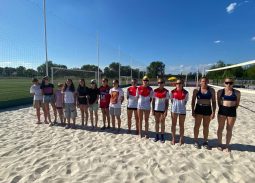В Бузулуке прошло первенство области по пляжному волейболу среди юношей и девушек до 15 лет