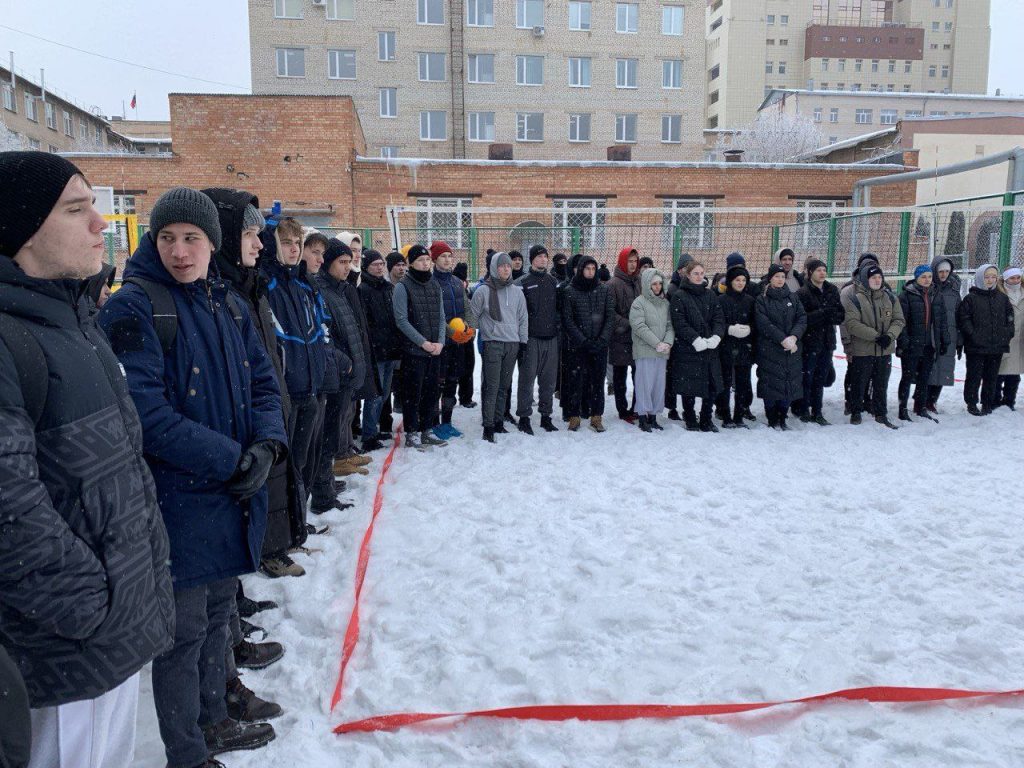 В Оренбурге турнир по СНЕЖНОМУ ВОЛЕЙБОЛУ