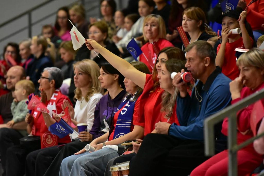 прошли первые домашние игры в рамках ЧЕМПИОНАТА РОССИИ среди женских команд 1 лиги