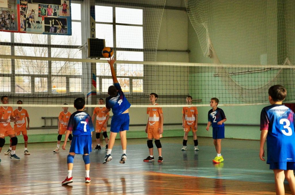 Областные соревнования по волейболу среди обучающихся 2013-2014 гг