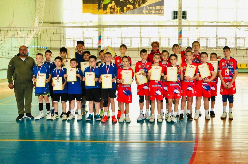 Областные соревнования по волейболу среди обучающихся 2013-2014 гг