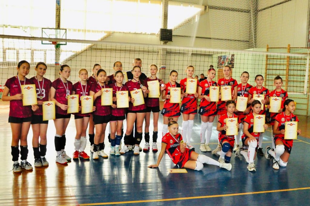 Областные соревнования по волейболу среди обучающихся 2013-2014 гг