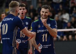 «Оренбуржье» дает бой «Локомотиву»: выигранная партия и солд-аут на трибунах.