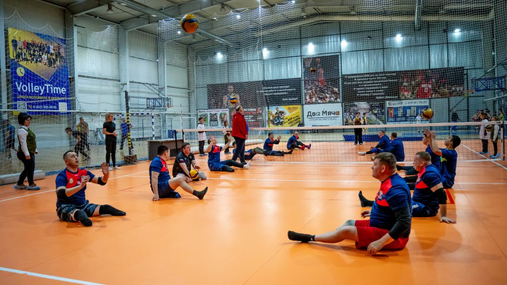 5 февраля прошла открытая тренировка по волейболу сидя.