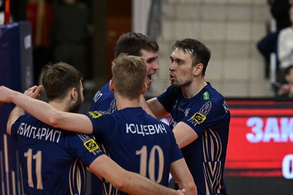 Поздравляем с Днем волейбола!