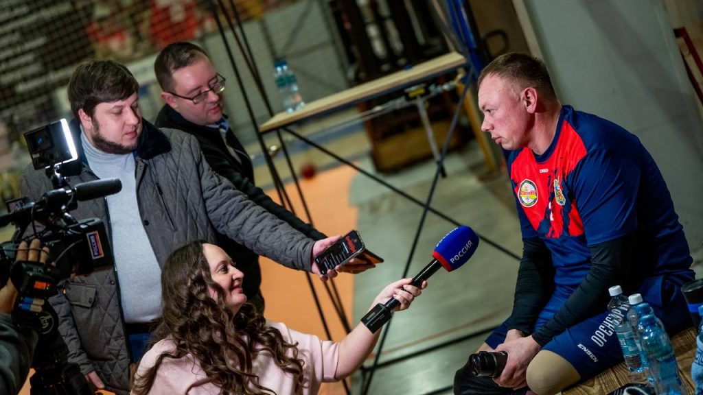 5 февраля прошла открытая тренировка по волейболу сидя.