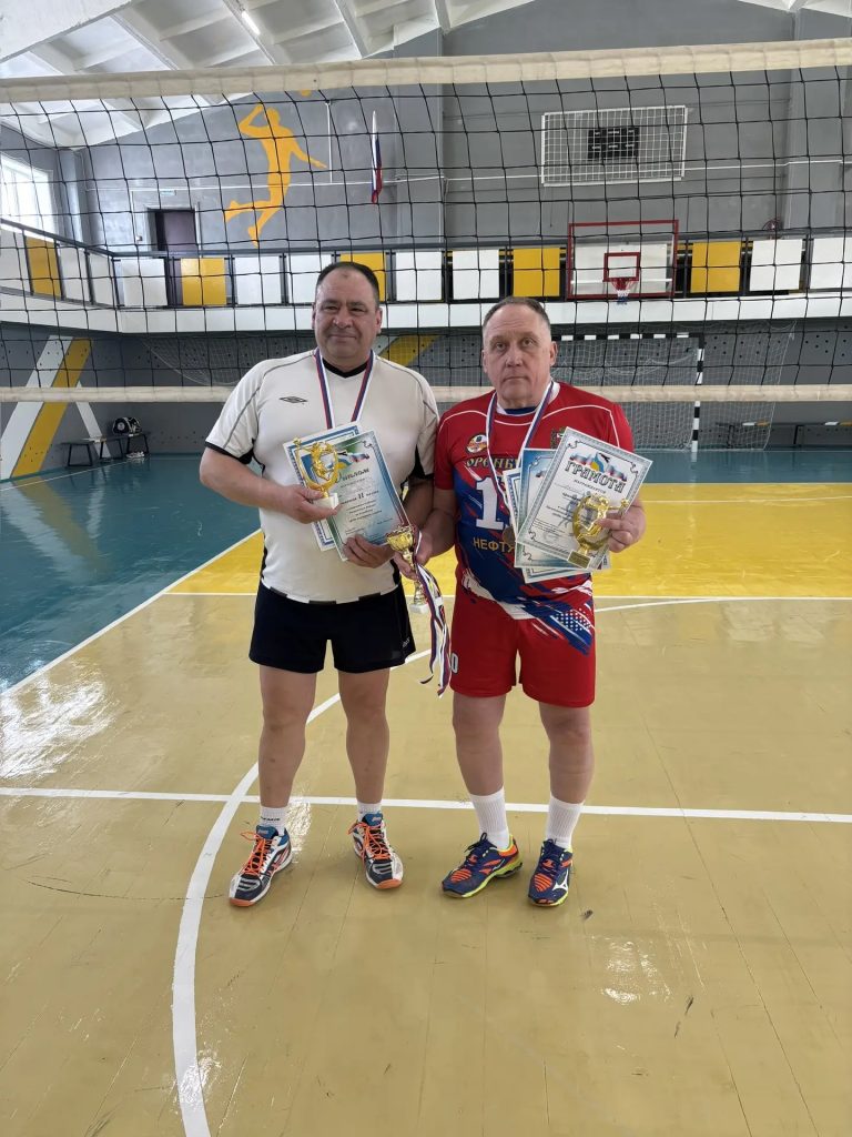 В Беляевском районе в десятый раз прошло первенство ветеранов волейбола