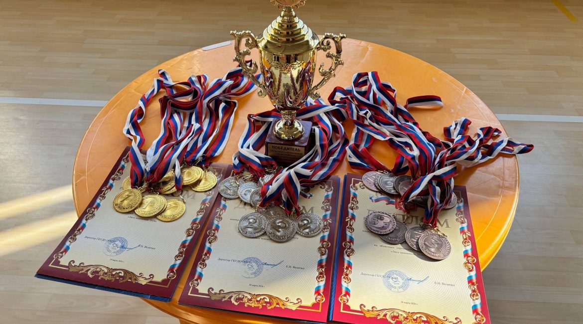 На базе МАУ ФСК «Гелиос» 20 марта 2026 года прошли финальные областные соревнования по волейболу среди девушек «Лига чемпионов — 2026[