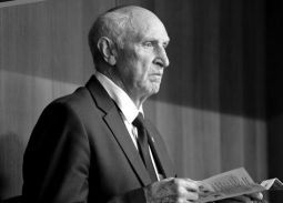 Ушел из жизни первый президент ВФВ Валентин Васильевич Жуков