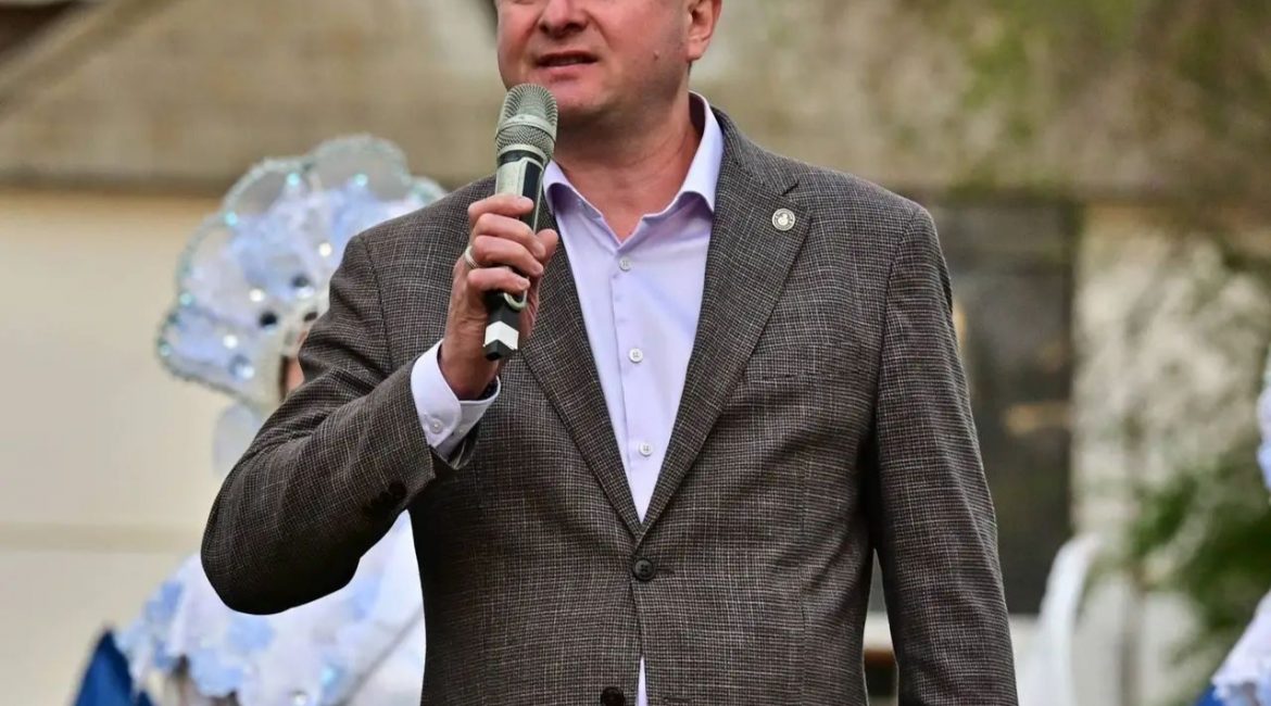 Поздравляем Виталия Николаевича Бухвалова с днём рождения!