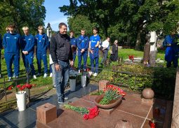 В Санкт-Петербурге почтили память Вячеслава Платонова