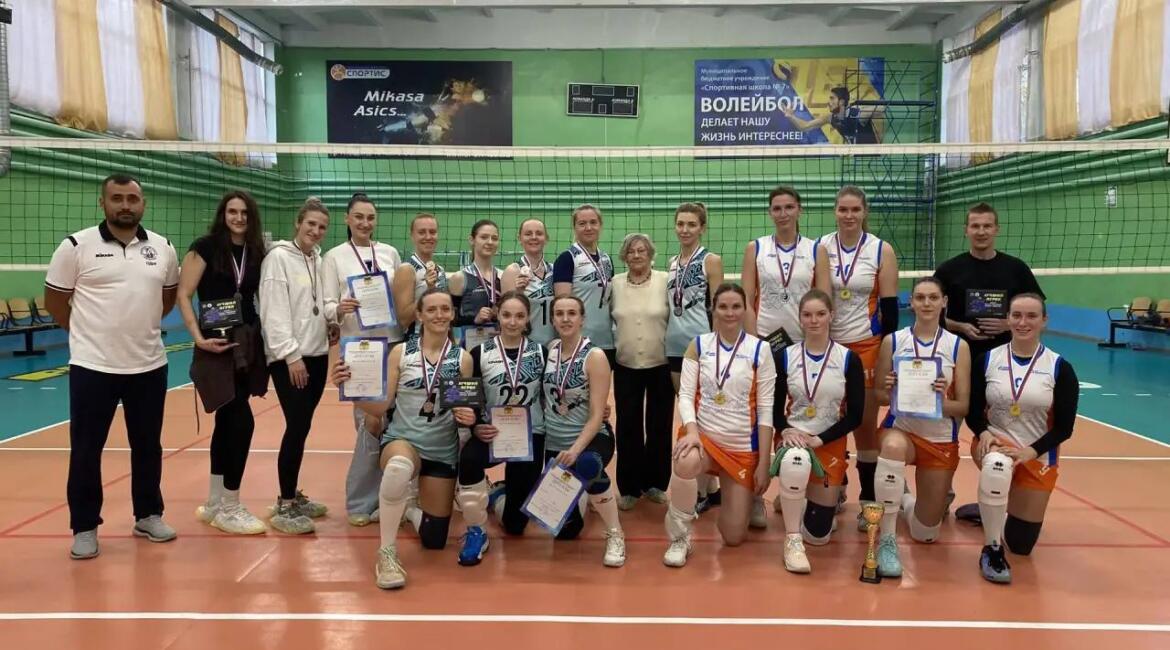 🏐🏆 В Оренбурге завершился «Турнир четырёх» сильнейших команд города!